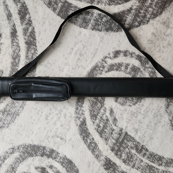 Voodoo VOD36 Pool Cue and case - Picture 2 of 7